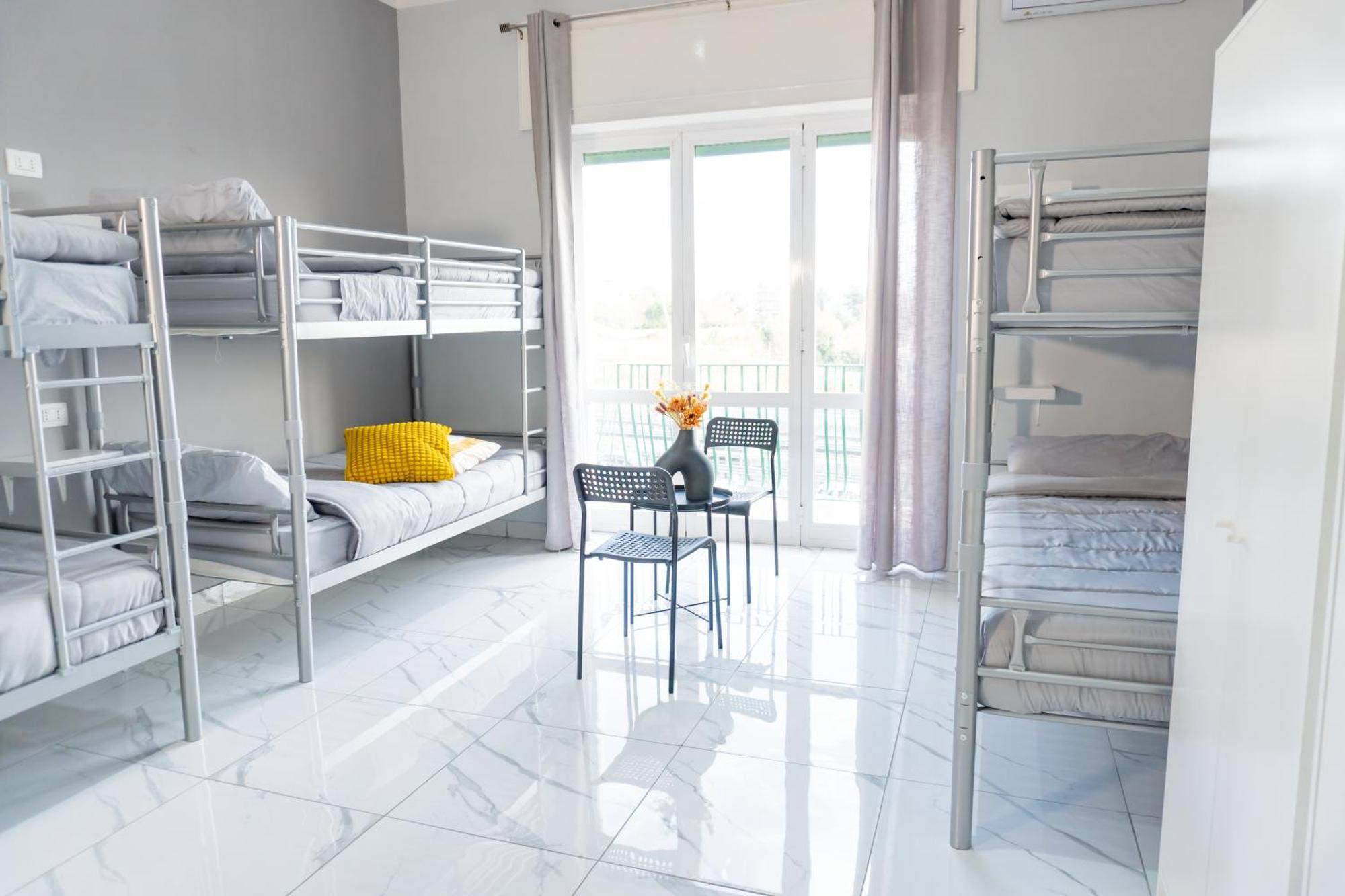 Hostel Partenope 那不勒斯 外观 照片