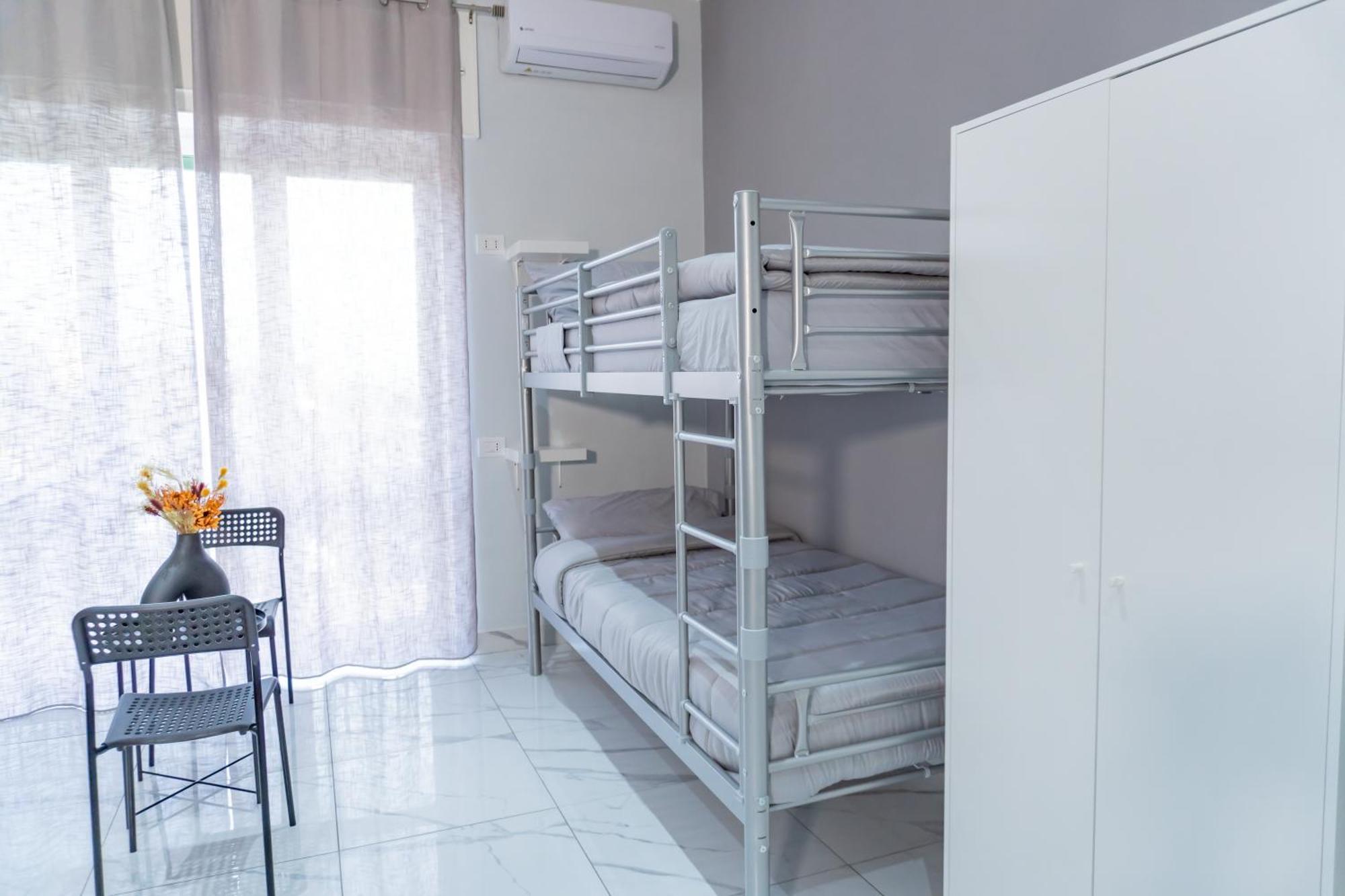 Hostel Partenope 那不勒斯 外观 照片